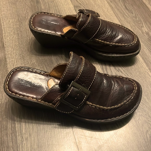 BORN Clogs - Picture 2 of 6